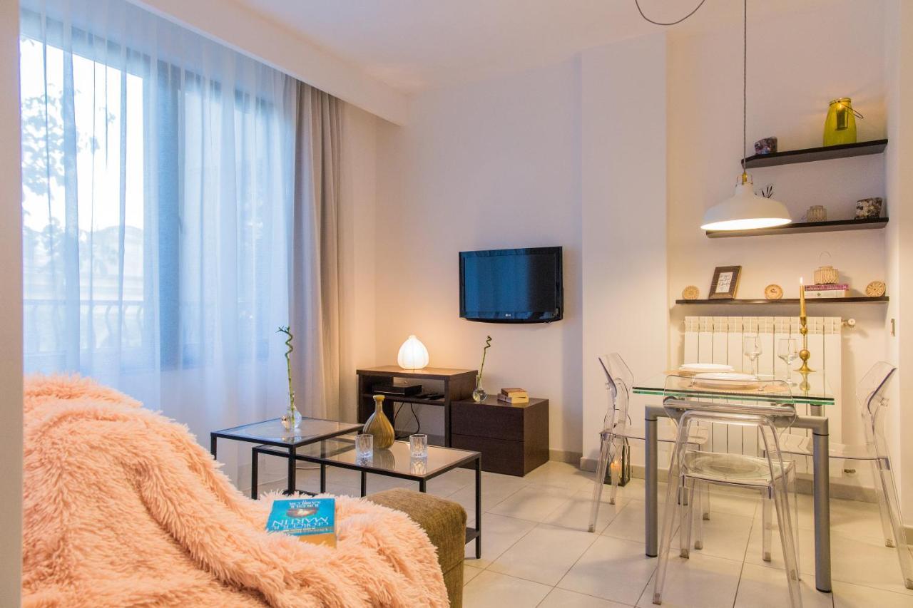 One Love Metropolitan Apartment Bucureşti Ngoại thất bức ảnh