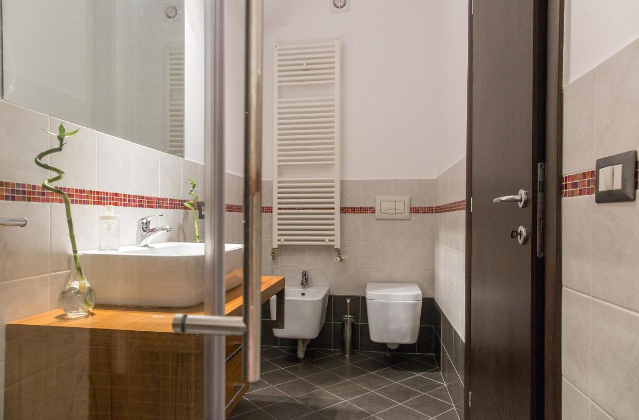 One Love Metropolitan Apartment Bucureşti Ngoại thất bức ảnh