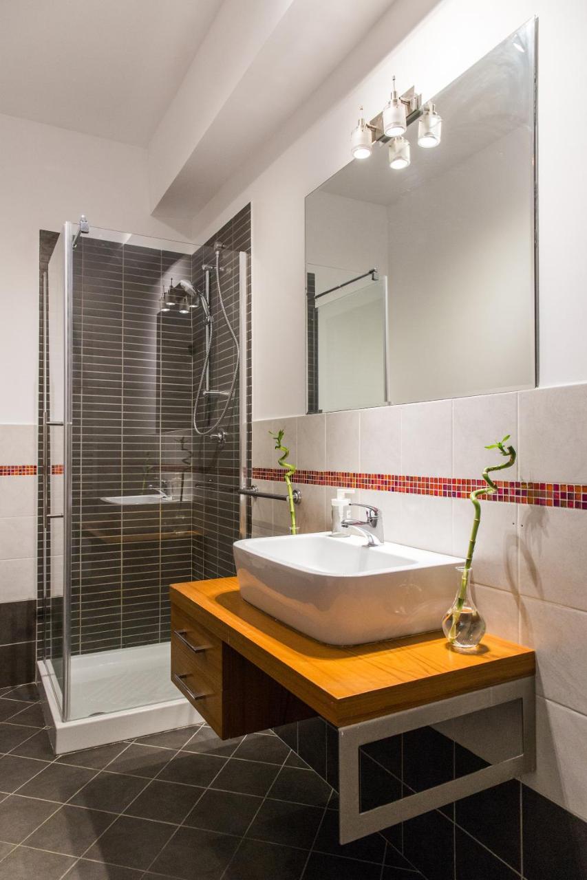 One Love Metropolitan Apartment Bucureşti Ngoại thất bức ảnh