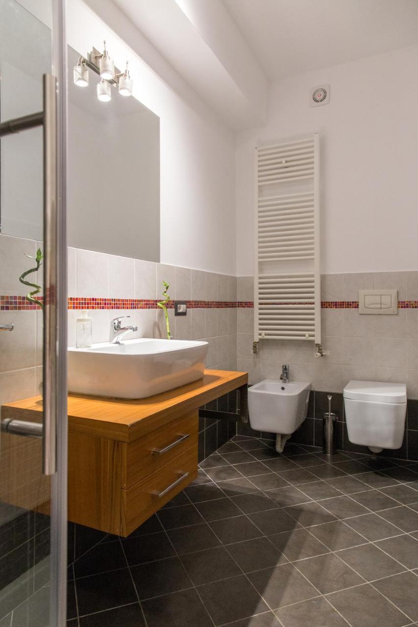 One Love Metropolitan Apartment Bucureşti Ngoại thất bức ảnh